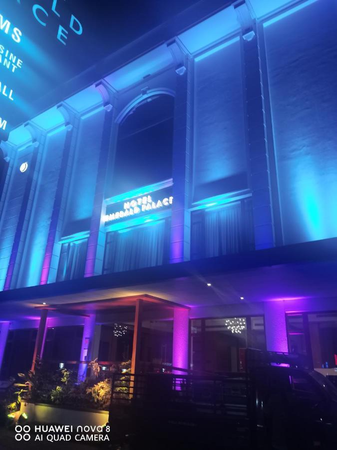 Hotel Emerald Palace Kottiyam Dış mekan fotoğraf